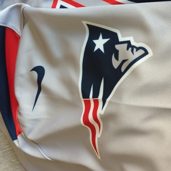 NE Patriots Mac Jones #10 Nike Gray Inverted Official NFL Legend Jersey Size XL - Picture 7 of 16